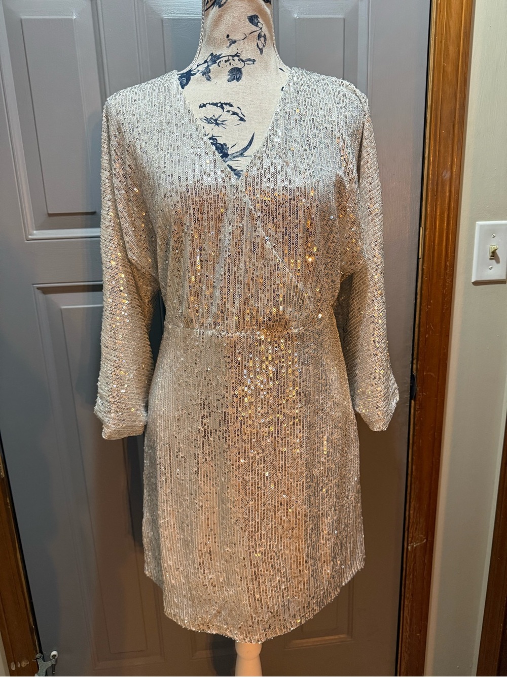 Sequin Wrap-Style Silver Cocktail Dress (large)
